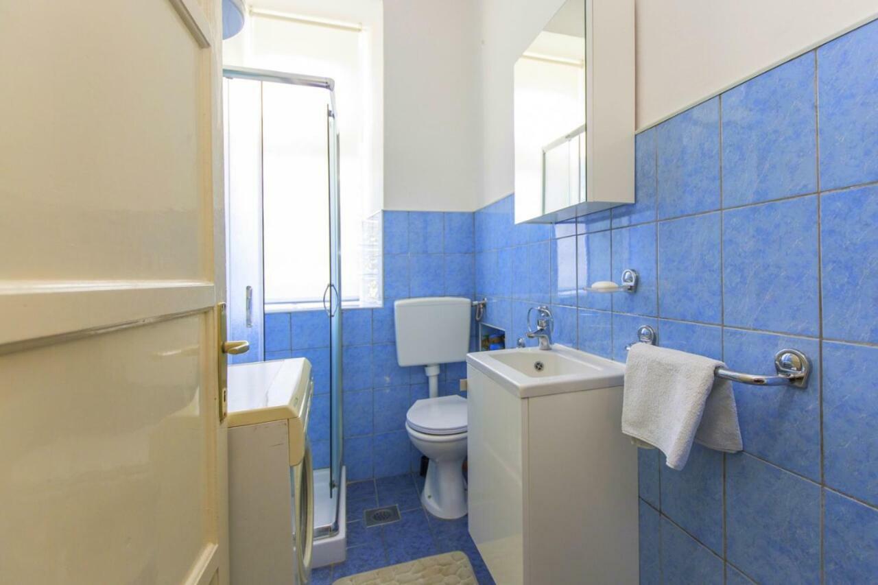 Apartment Amber Koromačno Εξωτερικό φωτογραφία